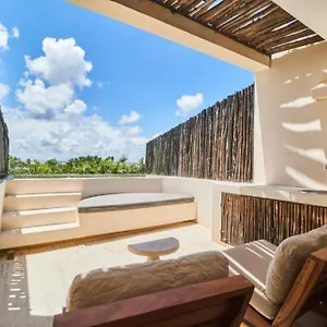modern-2-bd-condo-in-tulum.quintano-roohotels.com/